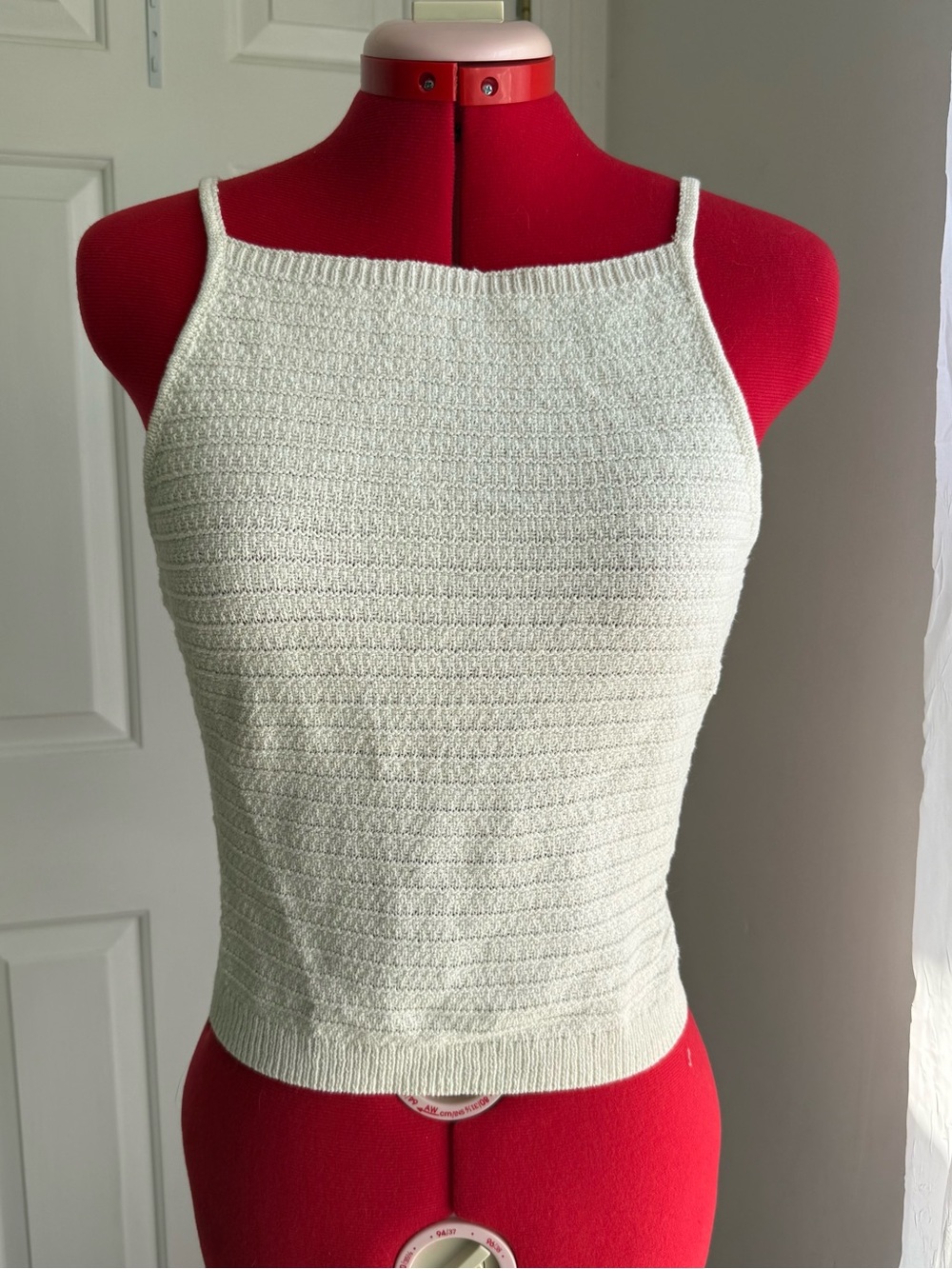 Aritzia (Wilfred) Phair Tank/ Cream Knit High-Neck w/ Ribbed neckline and hem